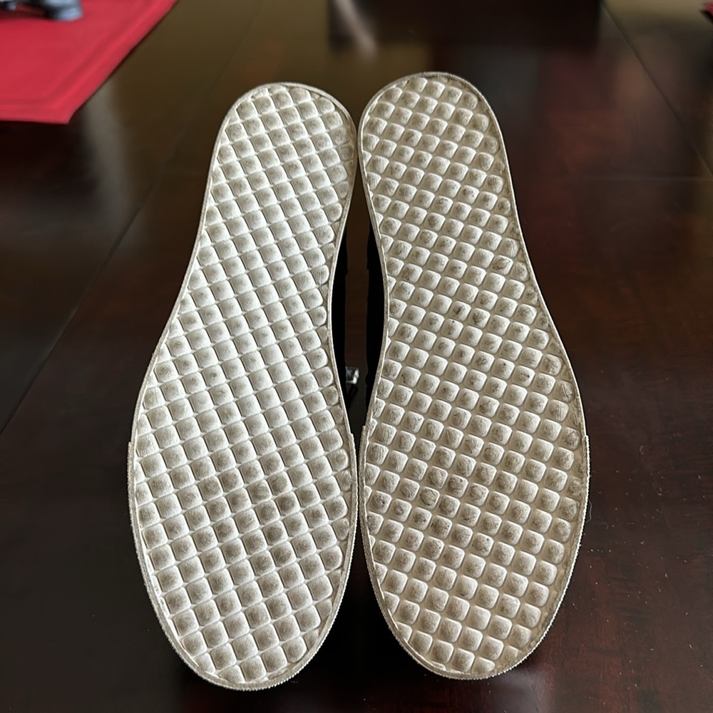 Steve Madden - Picture 2 of 5